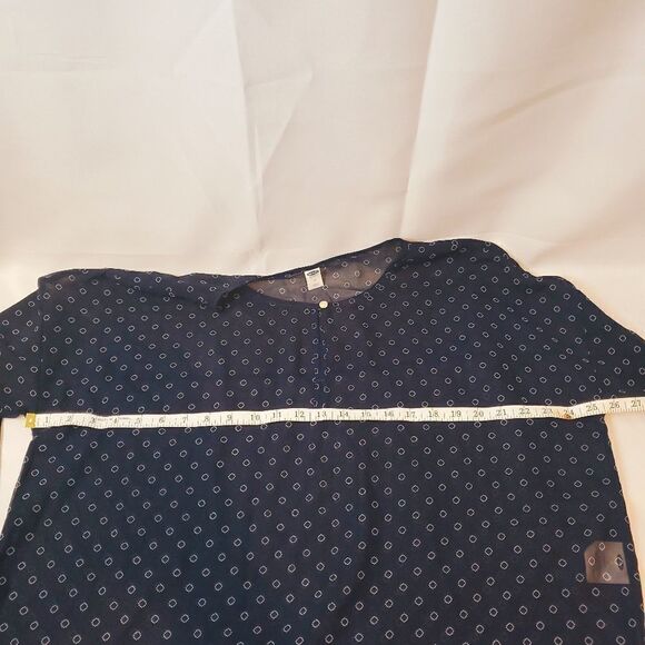 OLD NAVY Blue and White Sheer Blouse Size Medium - Picture 6 of 10